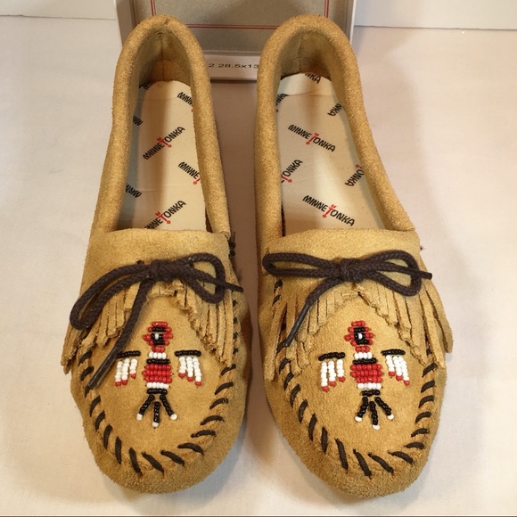 Minnetonka Shoes - Minnetonka thunderbird softsole Tan moccasins 6.5